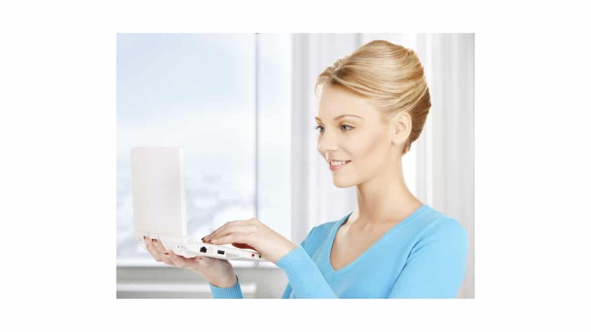 What is the best color to wear on Zoom? Shelley Golden Style